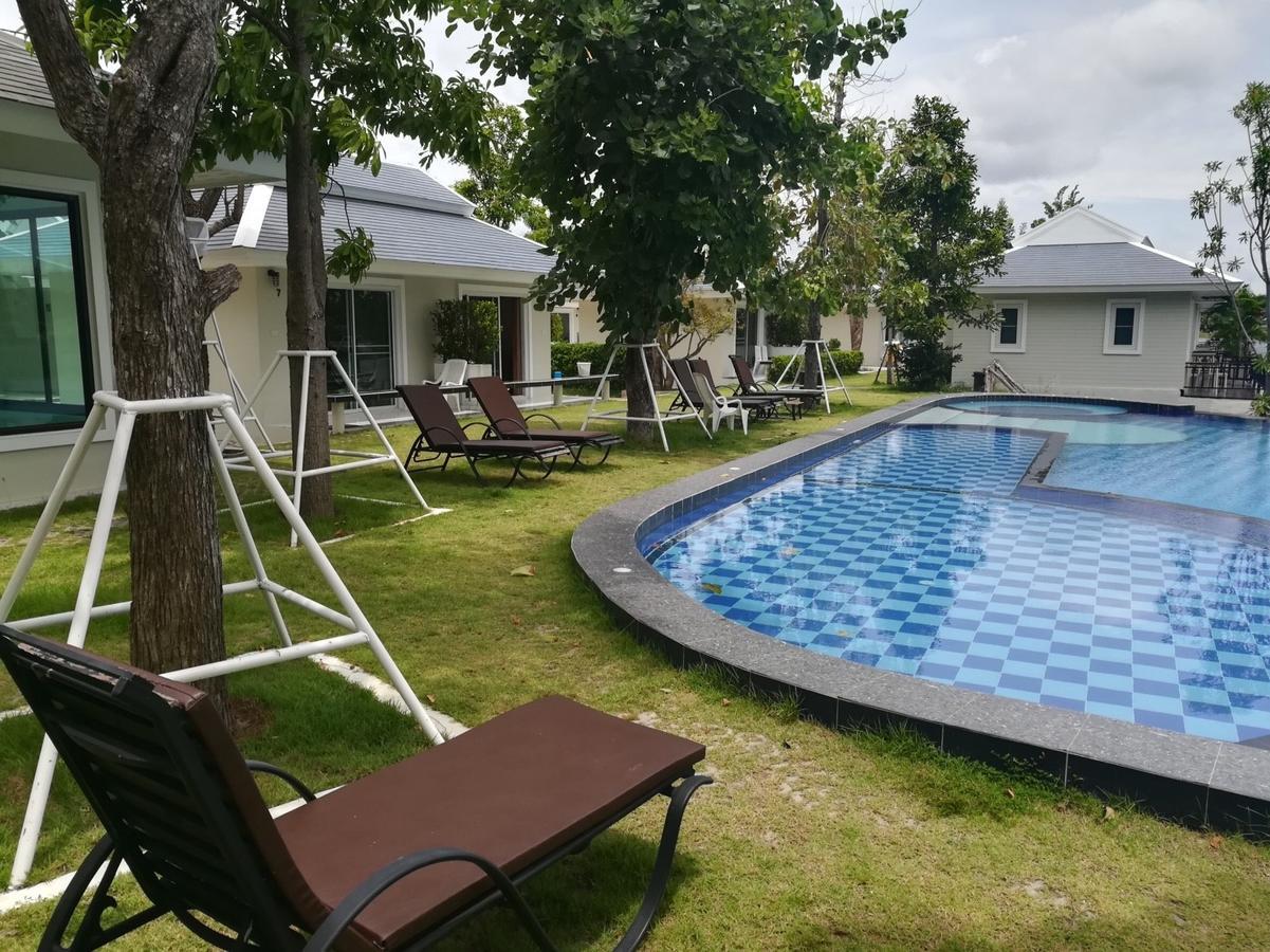 The Lake Hill Resort Pran Buri Exterior foto