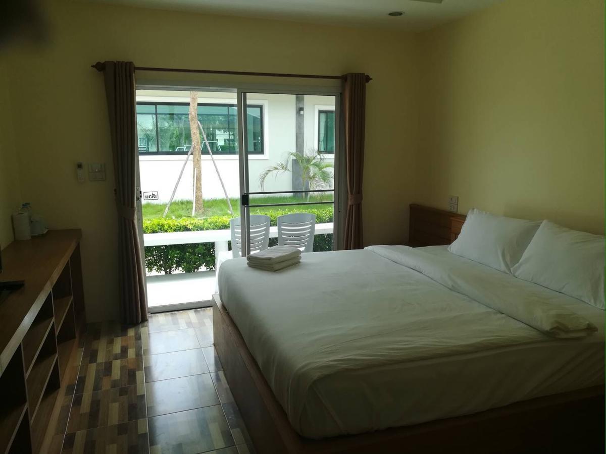 The Lake Hill Resort Pran Buri Exterior foto